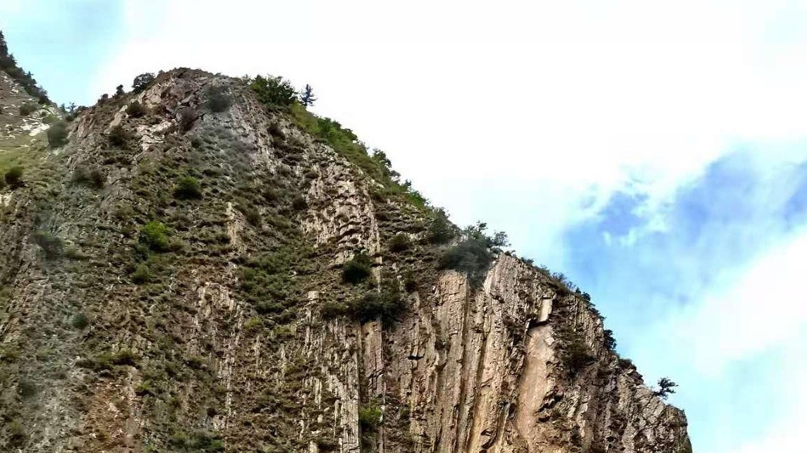 亚洲麻豆性爱视频旅途感受