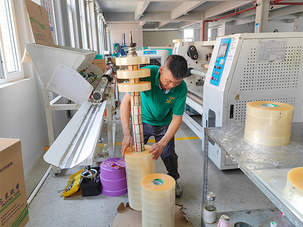 亚洲麻豆性爱视频包装胶带厂家被客户退货后为什么又接到他一批订单