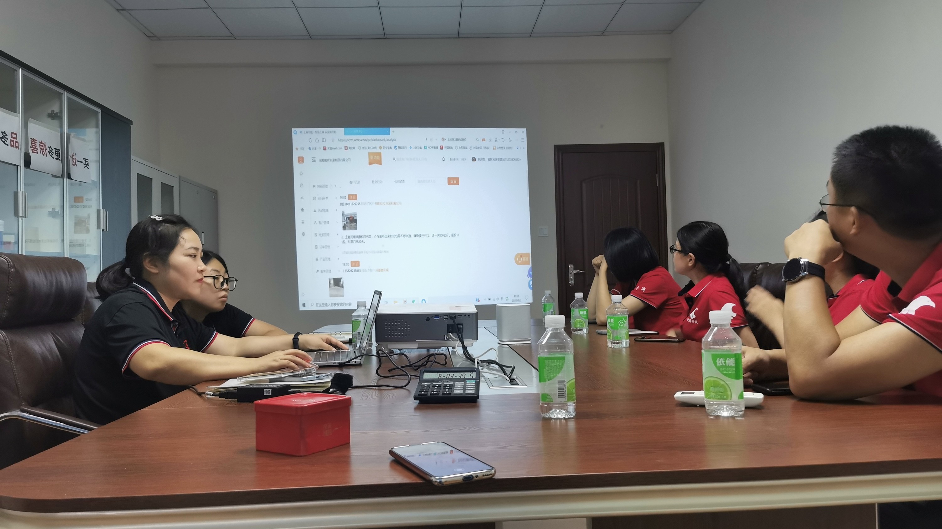 欢迎蜀蓉耀牛商同学来亚洲麻豆性爱视频包装互相学习，共同进步