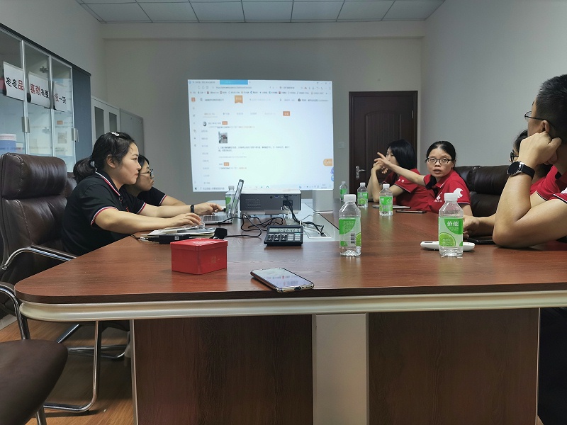 亚洲麻豆性爱视频包装